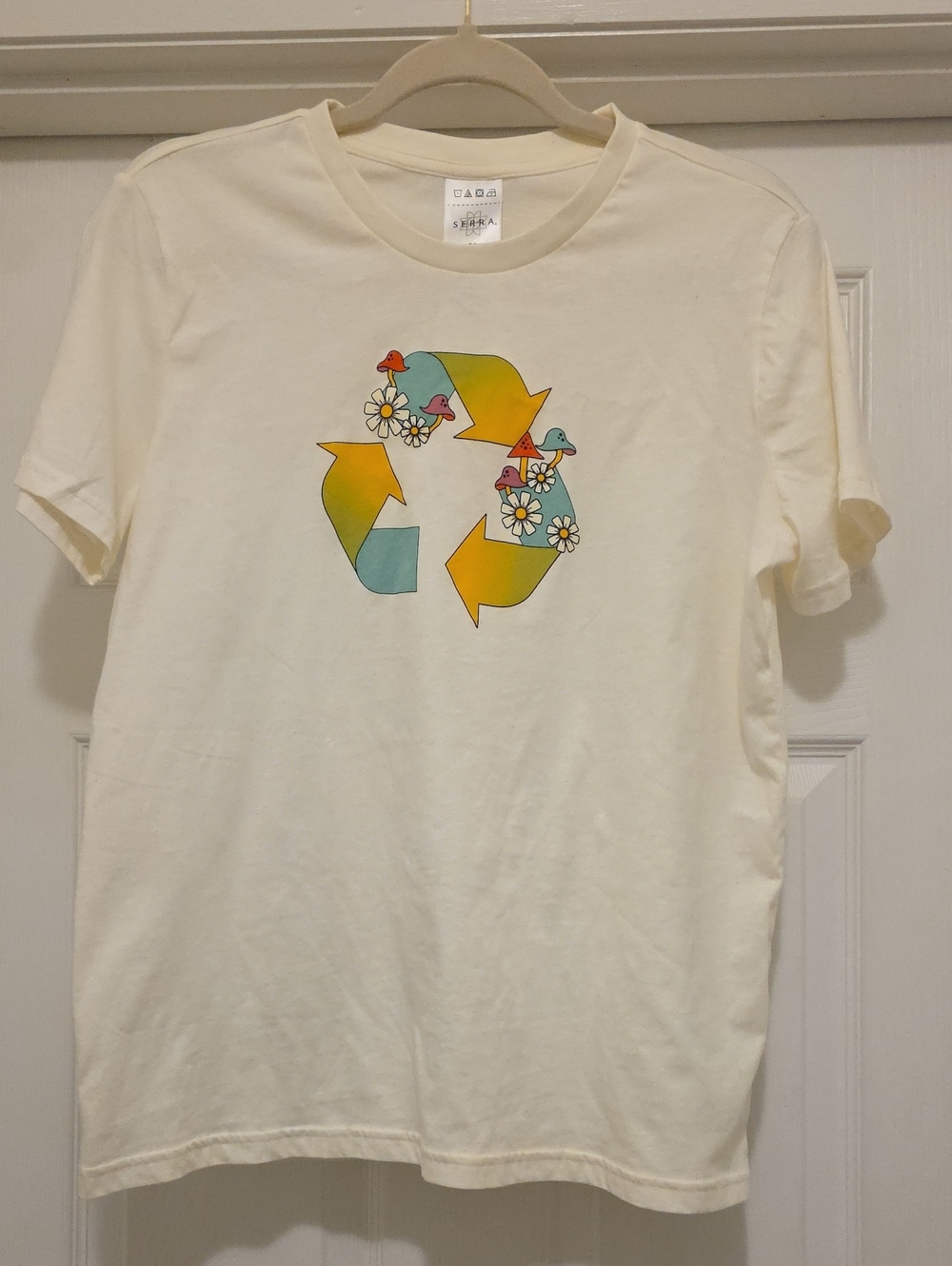 SFERRA Cream Short-Sleeve Tee with Multicolor Recycle Graphic Earth Day